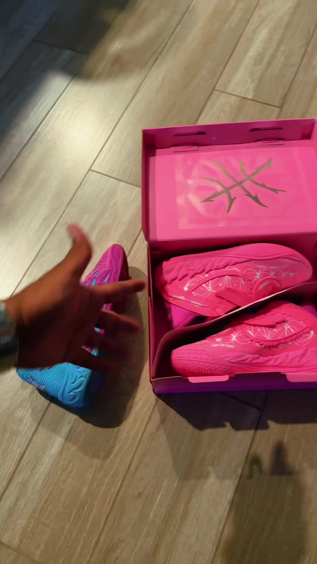 @Familia Sneaker