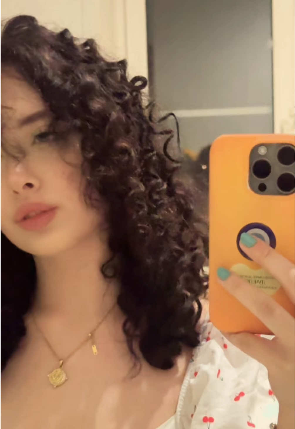 @🦅