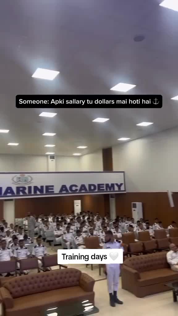 @Navy officer ⚓🇵🇰