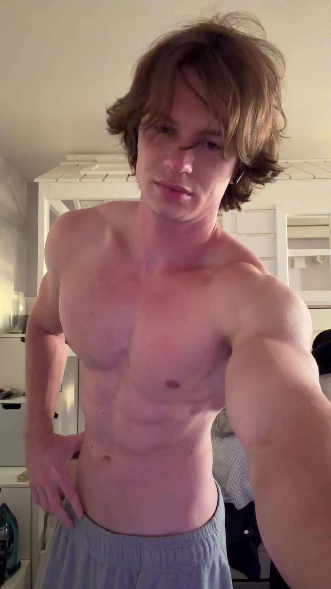 @Ashwaleks
