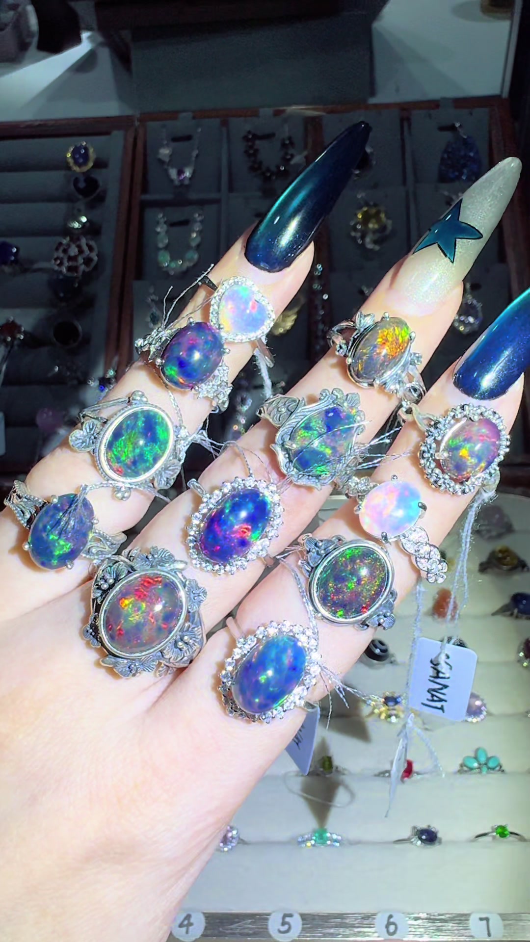 @SanatGems💎