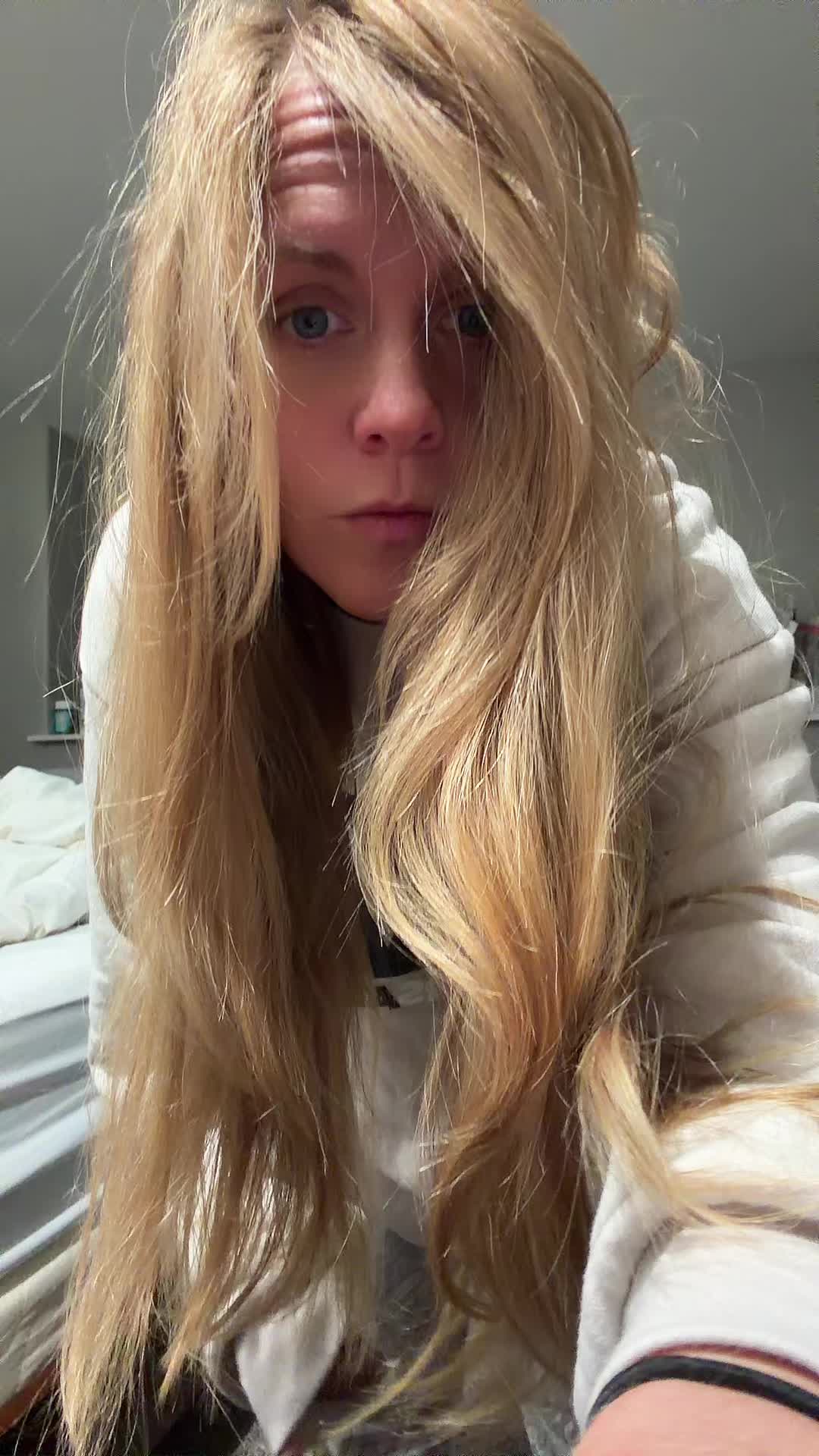 @aprilmarie_x0