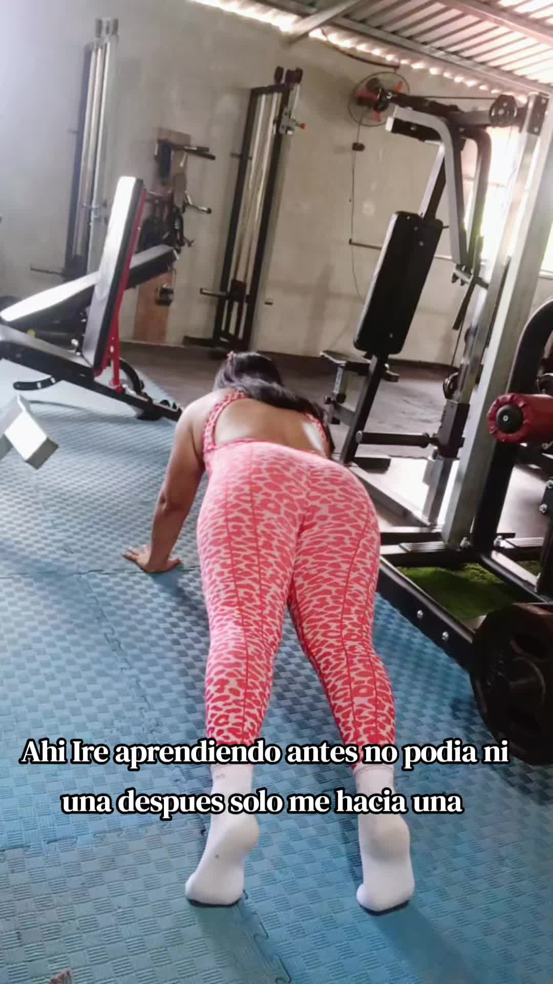 @𝕮𝖆𝖗𝖔𝖑 𝕲𝖔𝖓𝖟𝖆𝖑𝖊𝖟😘