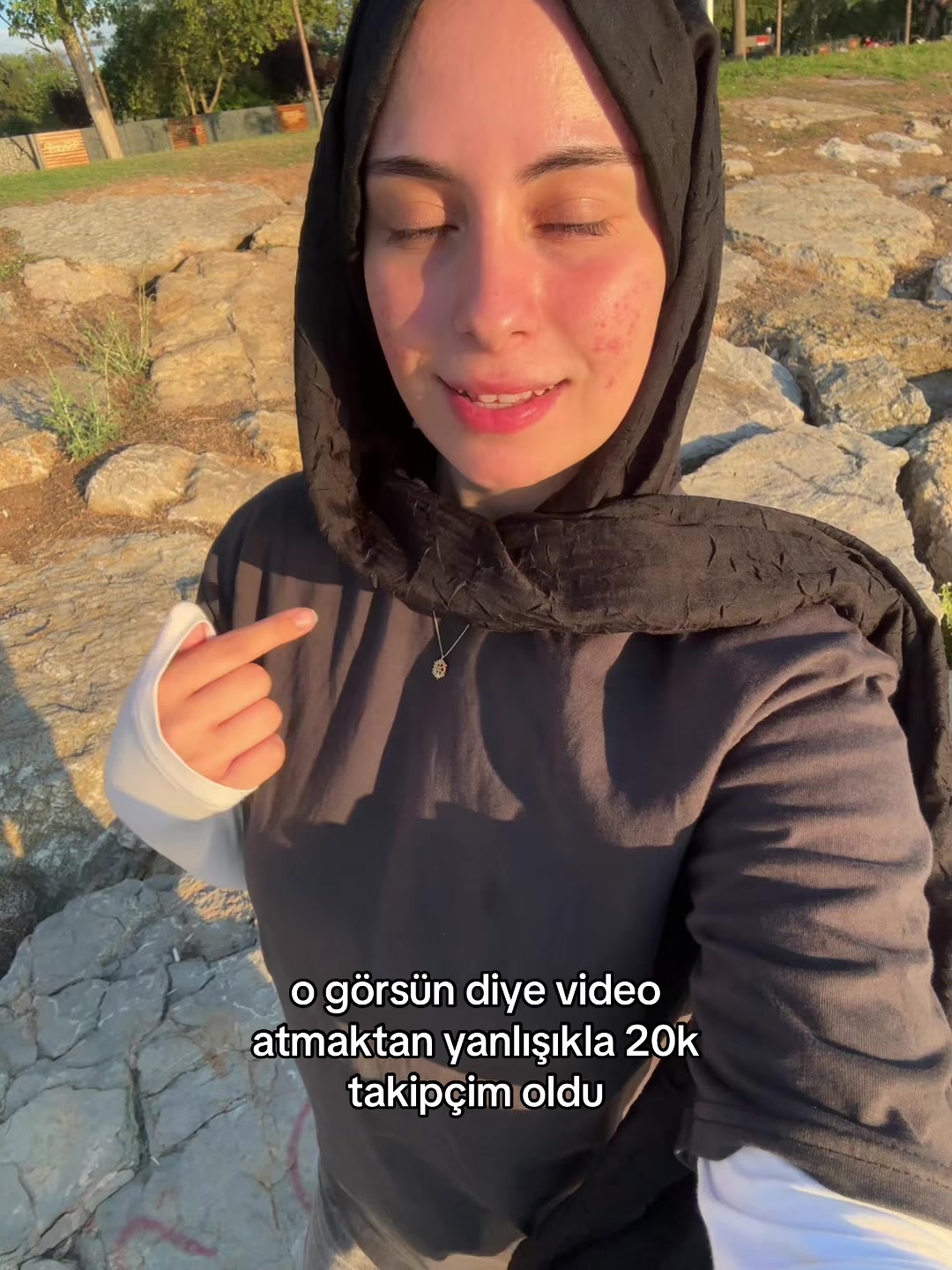 @dilara 𖣂