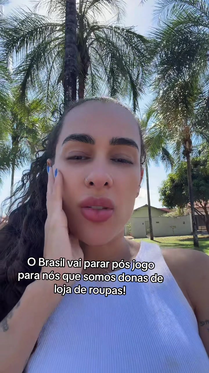 @Emíliana simini