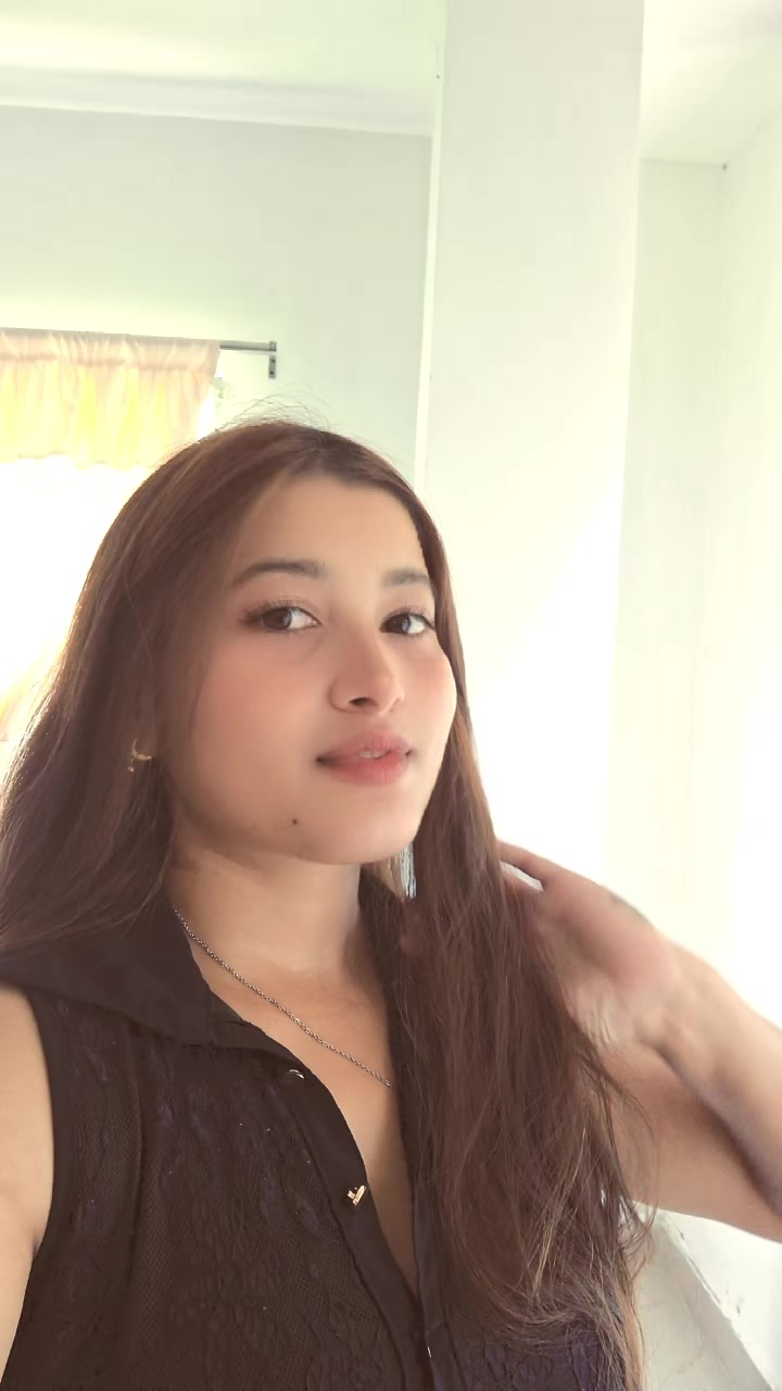 @it's benisha🤎🙊🙈