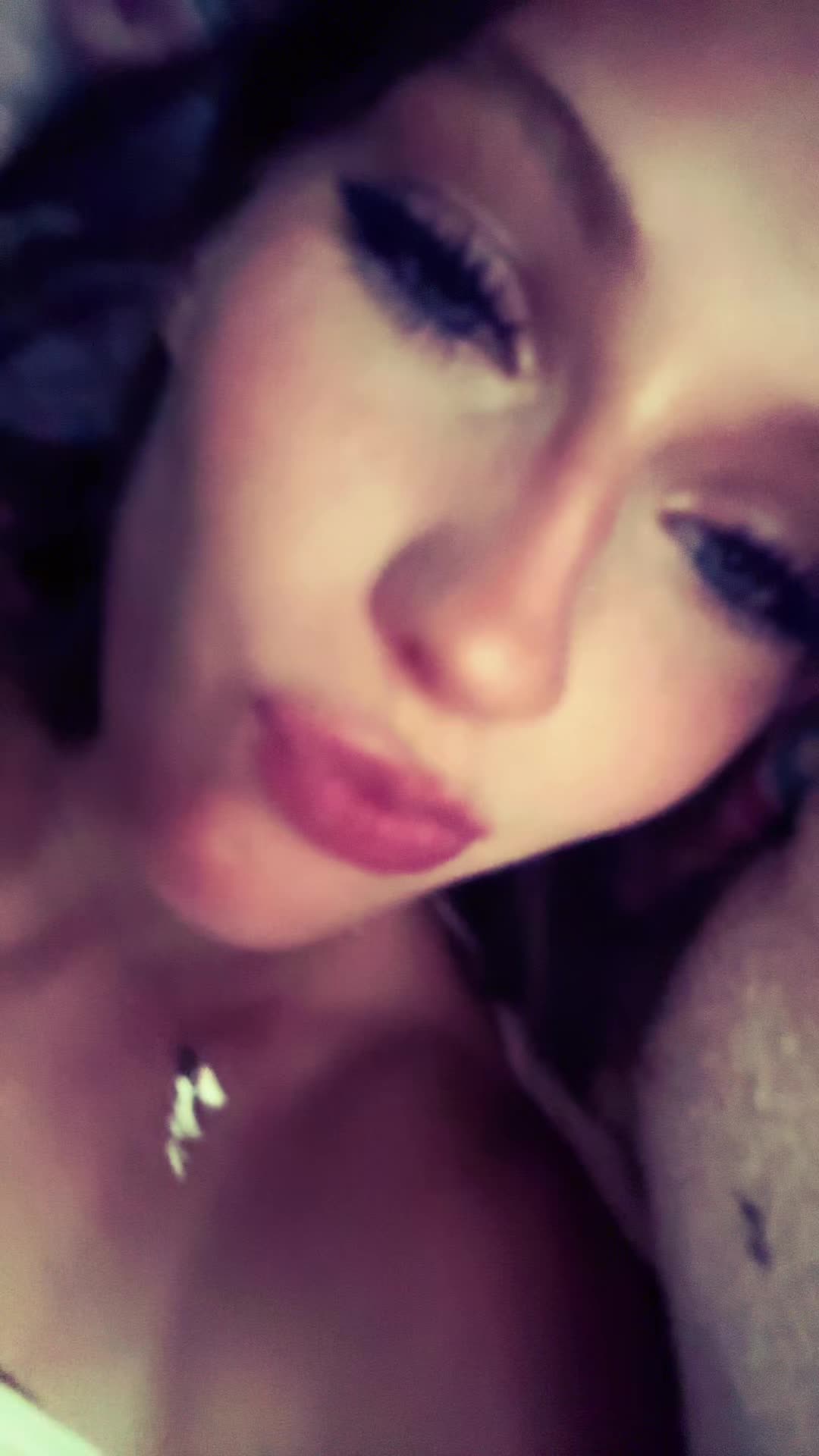 @elliefaye06
