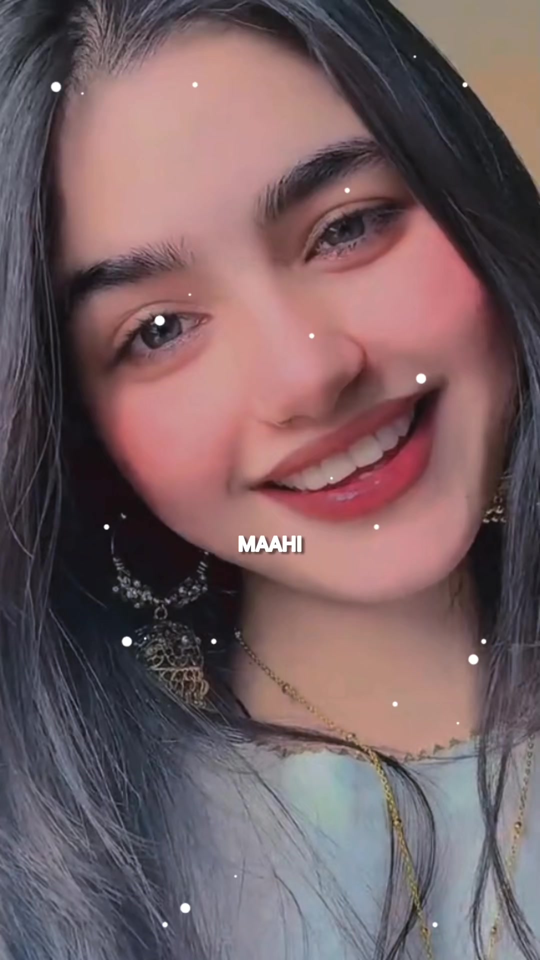 @MAAHI QUEEN 👑