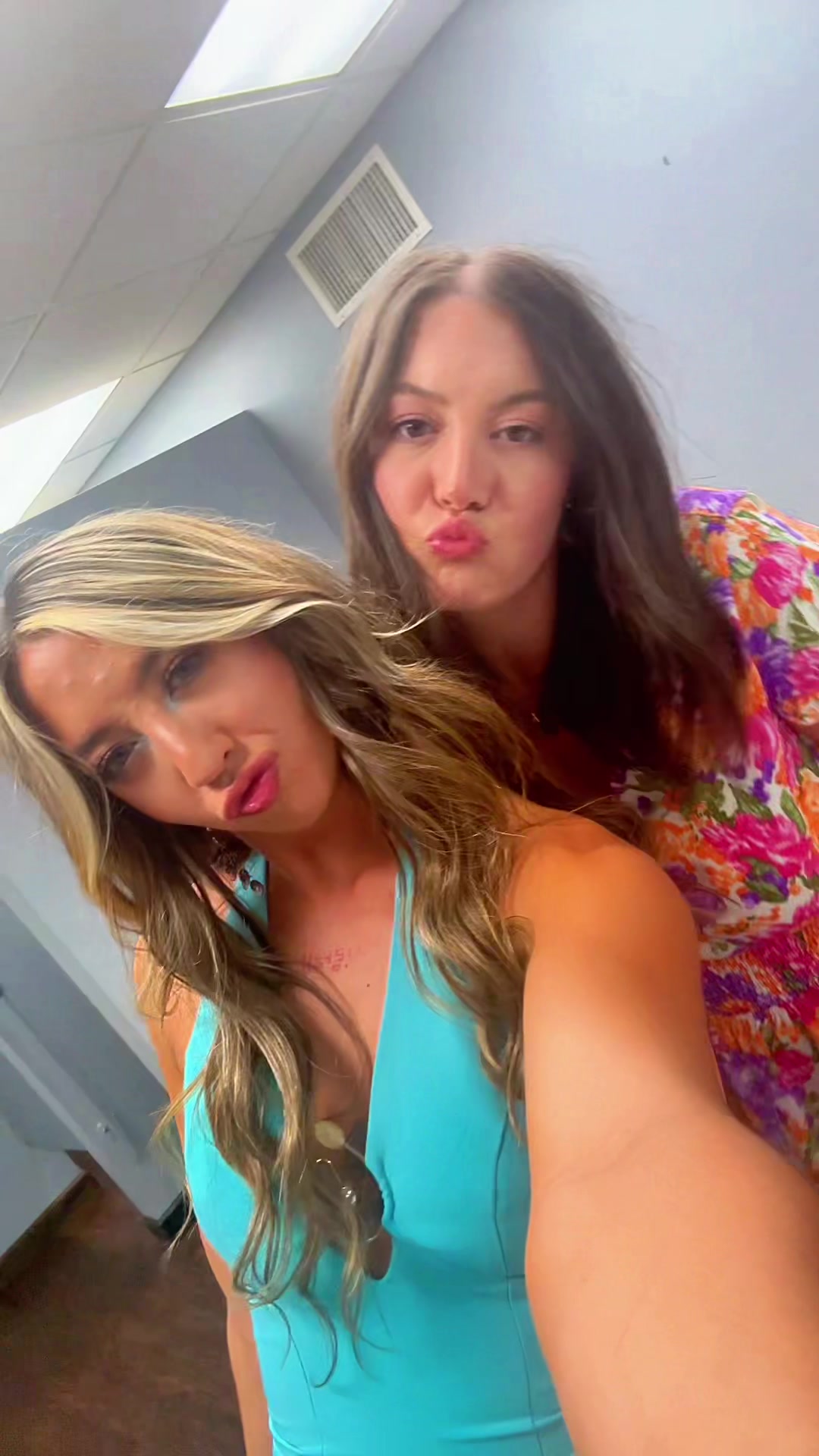 @lindsayswyatt