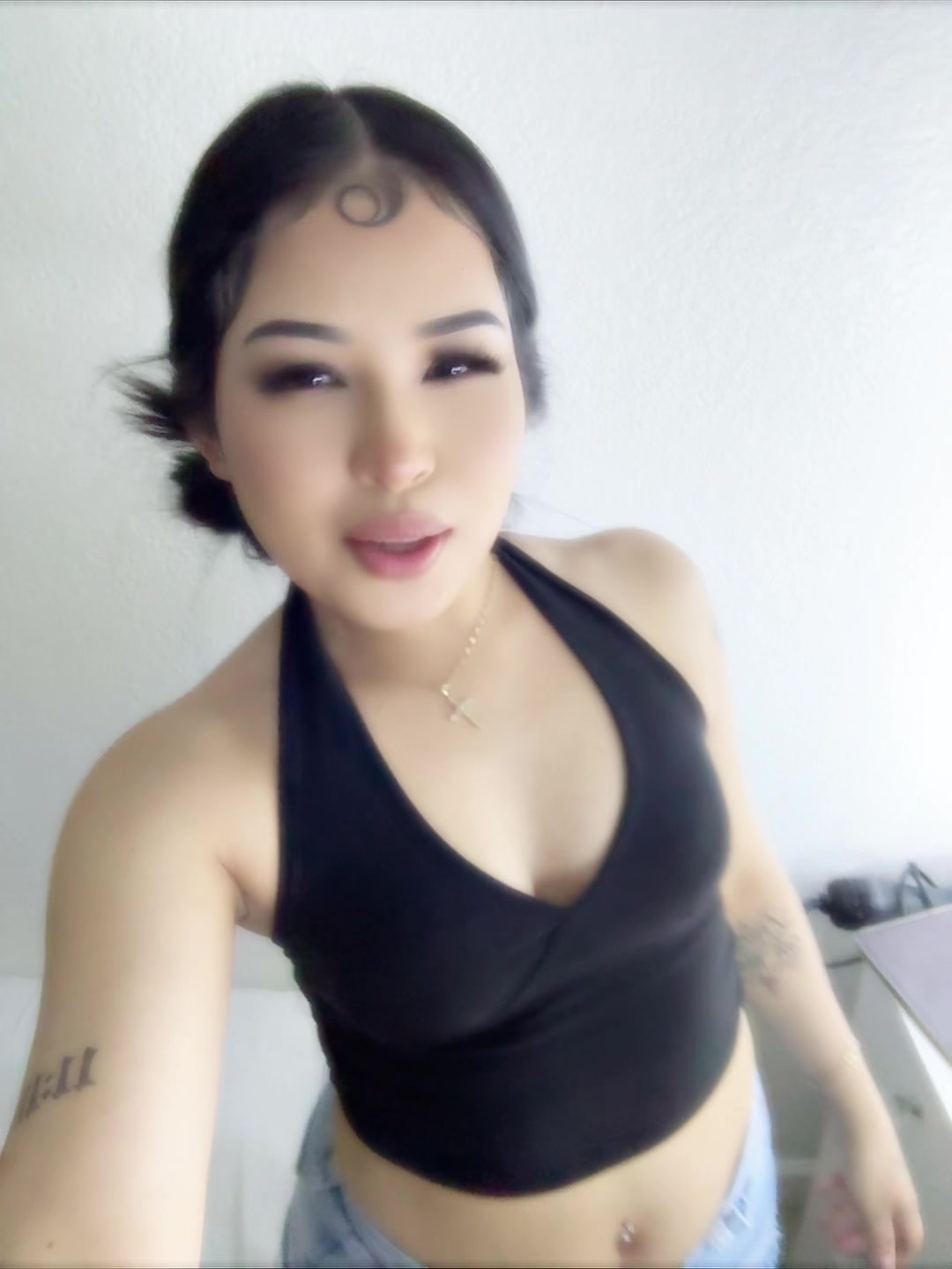 @ivonnee