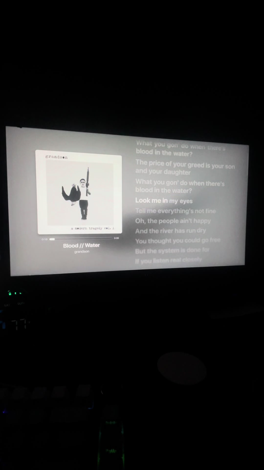@RoomLyrics