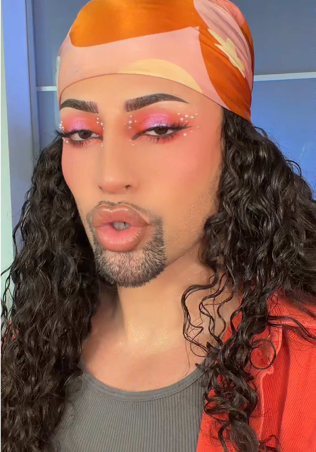 @khrisskontours