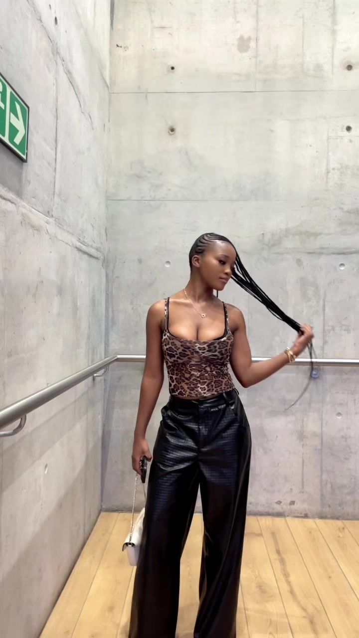 @Enhle Gama