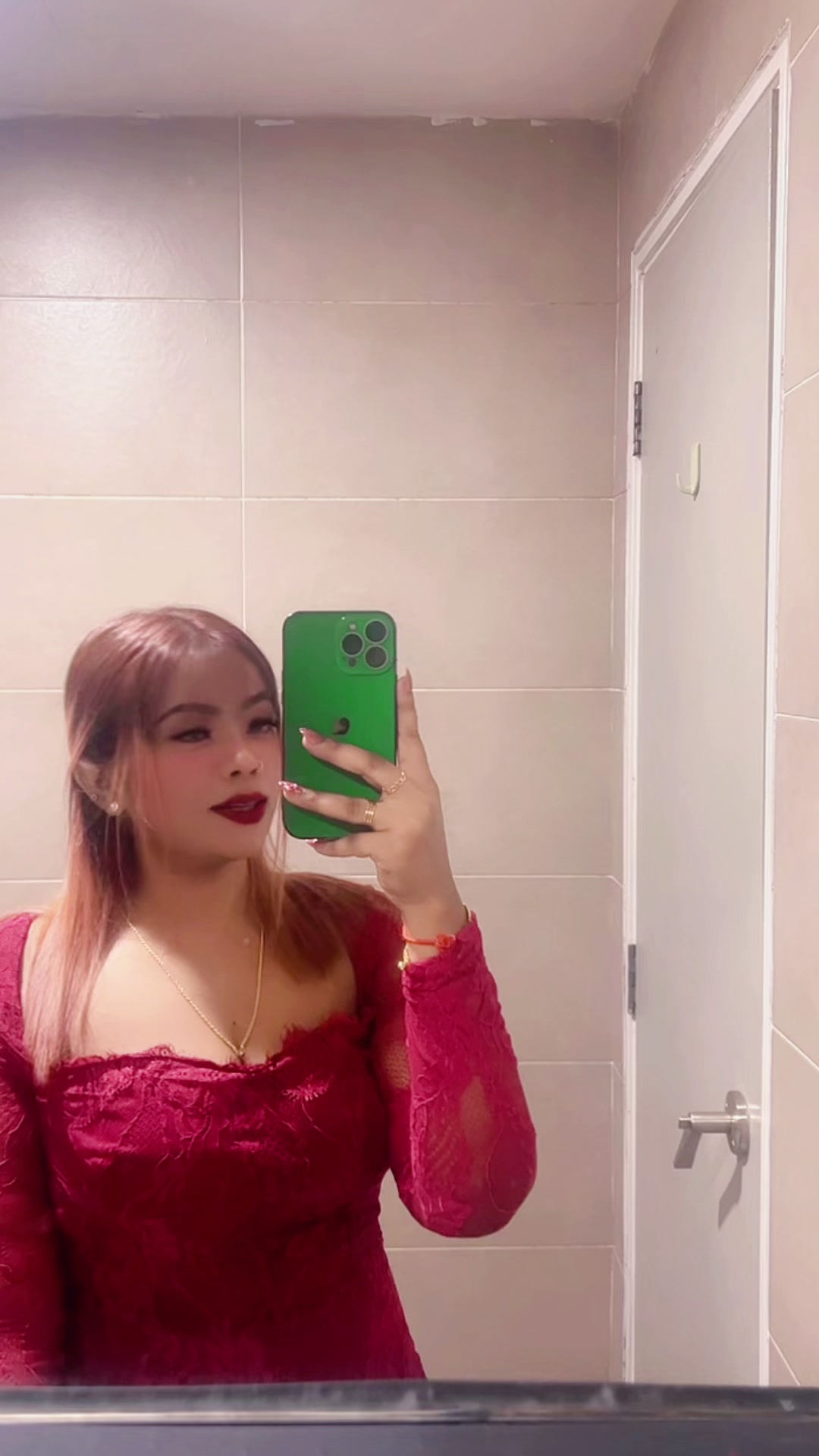 @ishu_selvam 🦦