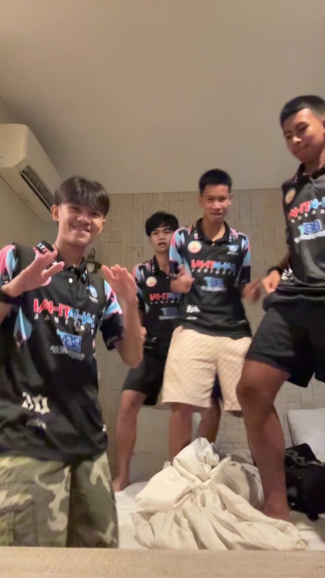 @อะไรก็แบรนด์🙂↔️