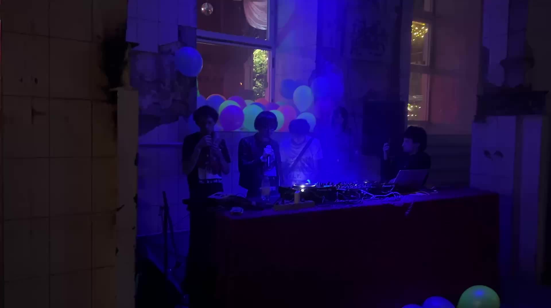 @HKKWÄ