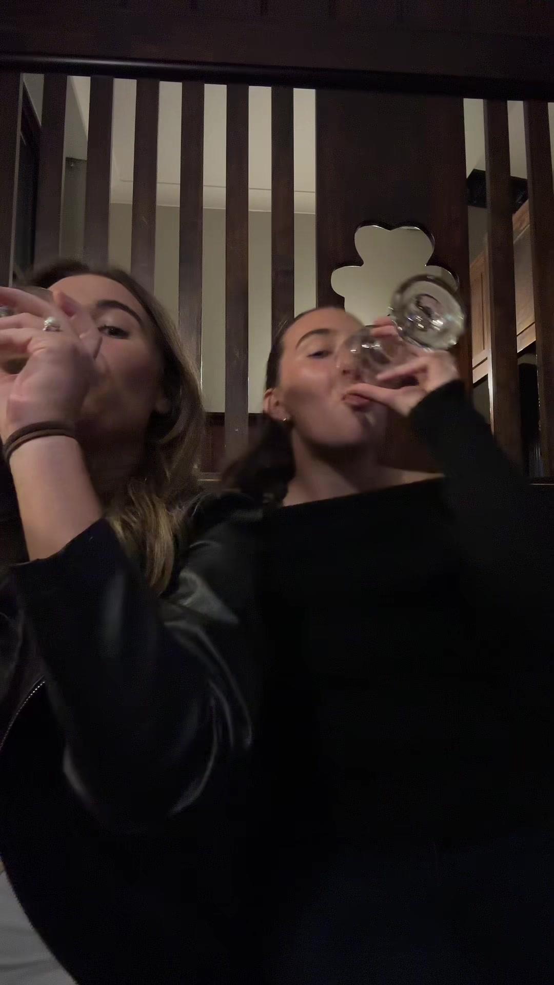 @Lara