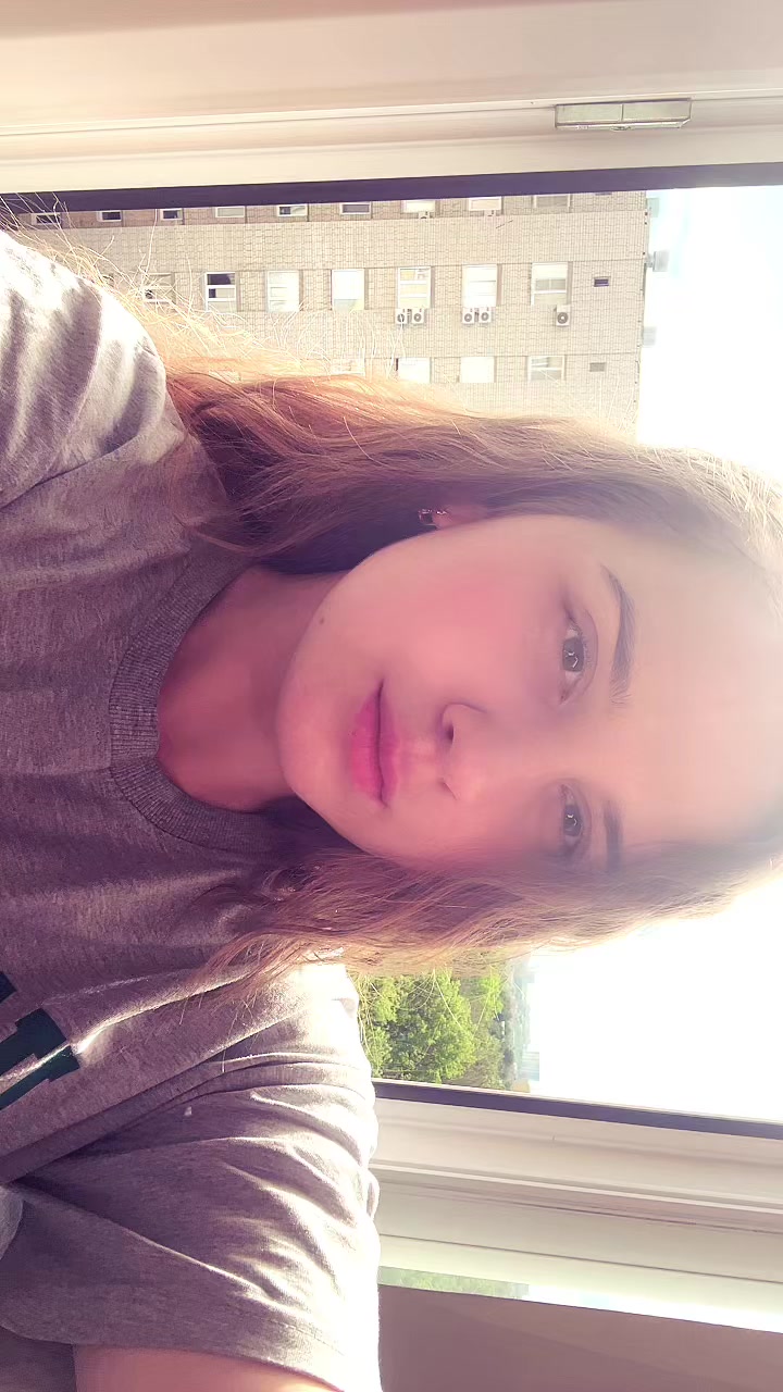 @🦋