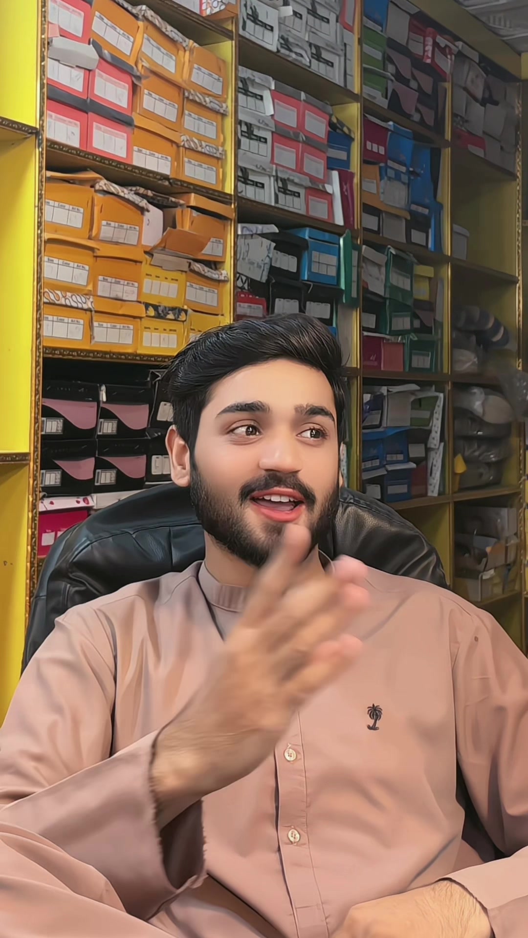 @⚜️جنيد_بھٽو⚜️