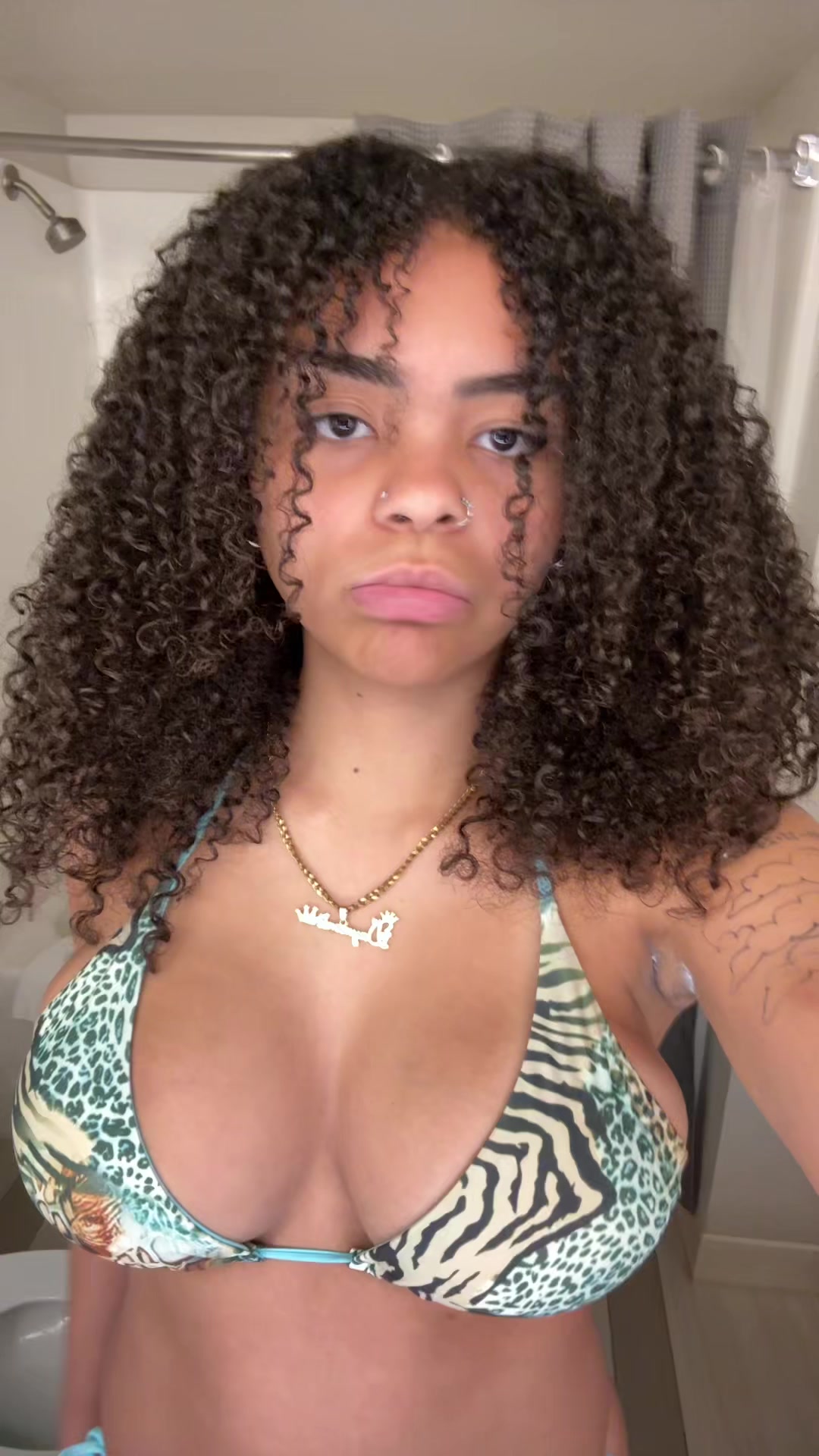 @ᴅ ᴀ ʏ ᴍ ᴏ ɴ ɪ ᴇ 🥷🏽