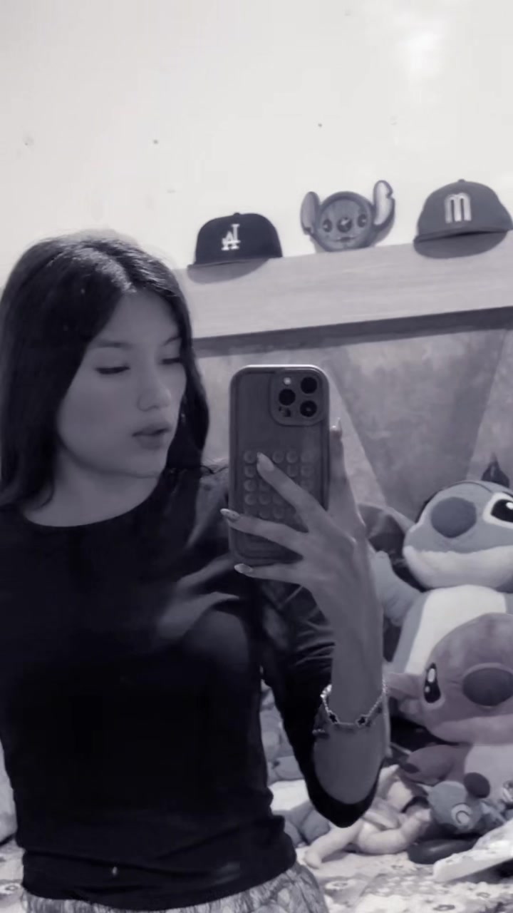 @Valeska🕷️