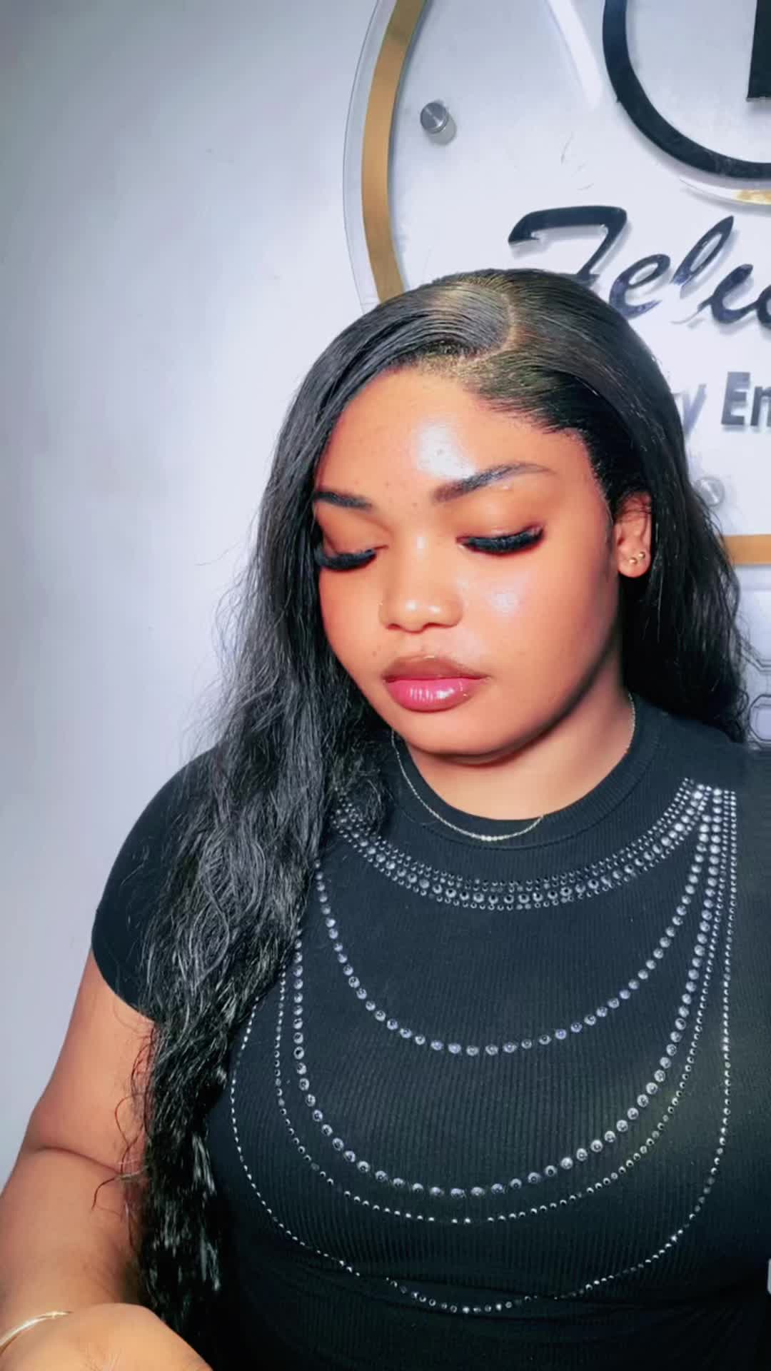 @FelicityBeautyEmpire