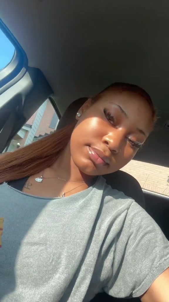 @keliseypooh