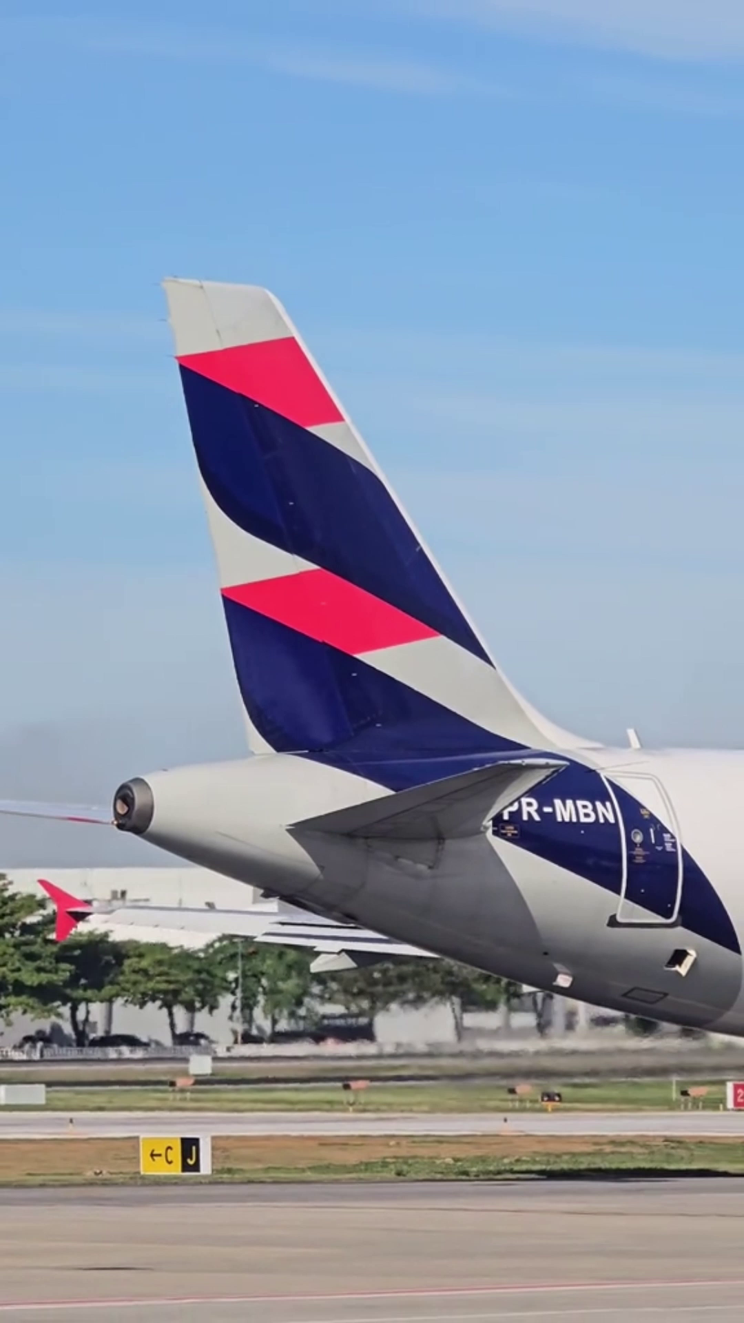 @LATAM Airlines