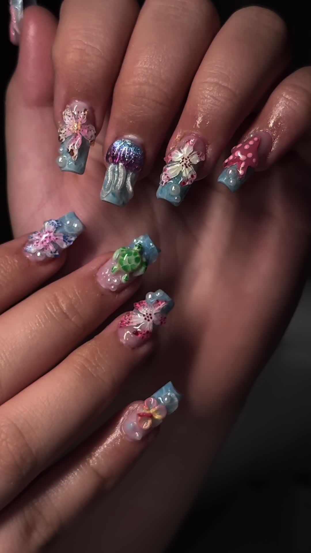 @_baddienailsxo