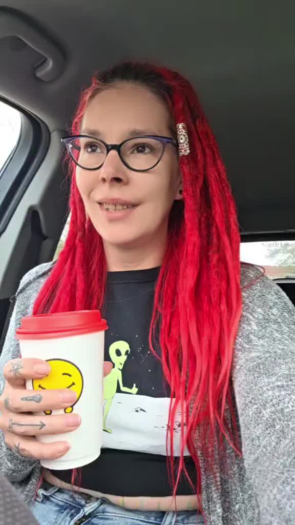 @Mombie1991
