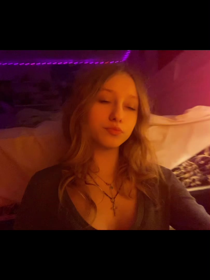 @𝘥𝘢𝘭𝘵𝘺𝘯𝘯𝘭𝘰𝘷𝘦𝘻𝘺𝘰𝘶