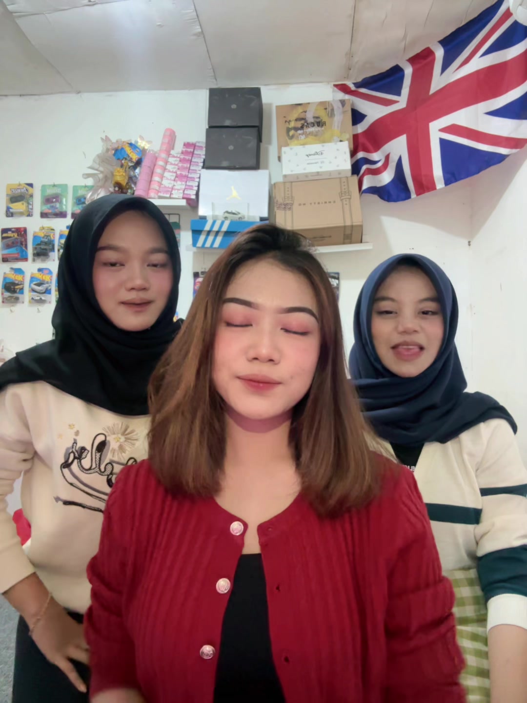 @𝐚𝐧𝐢𝐬
