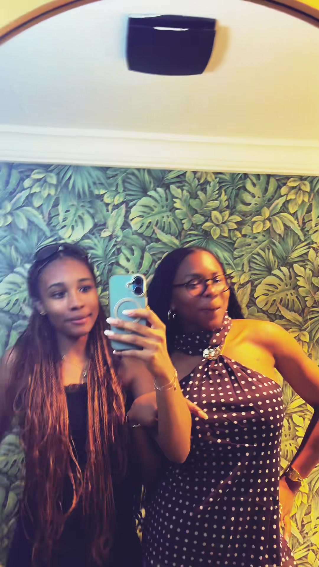 @ellahaslosttheplot