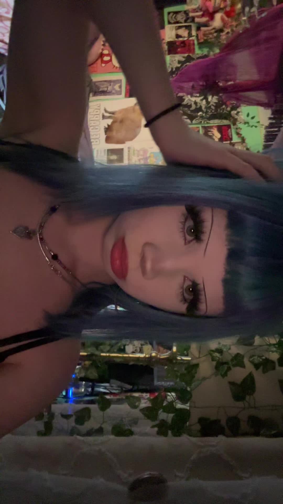 @sofia🕷️🧿