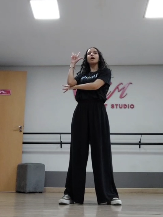 @Manoela Damasceno ✨️