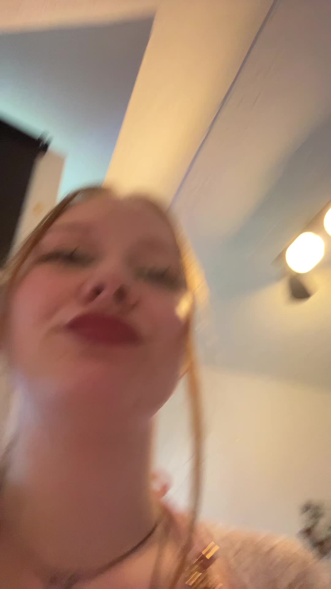 @𝐊 𝐈 𝐀 𝐑 𝐀 🦢