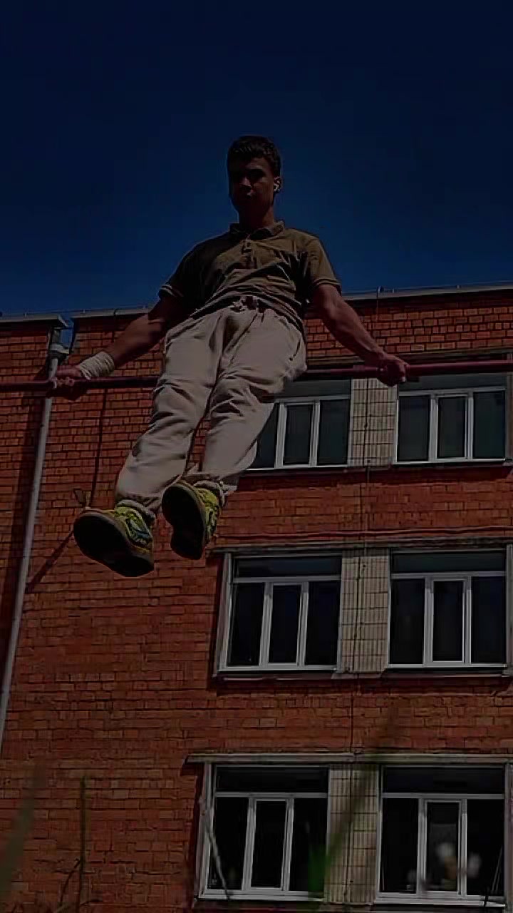 @d.enis_gimbarr