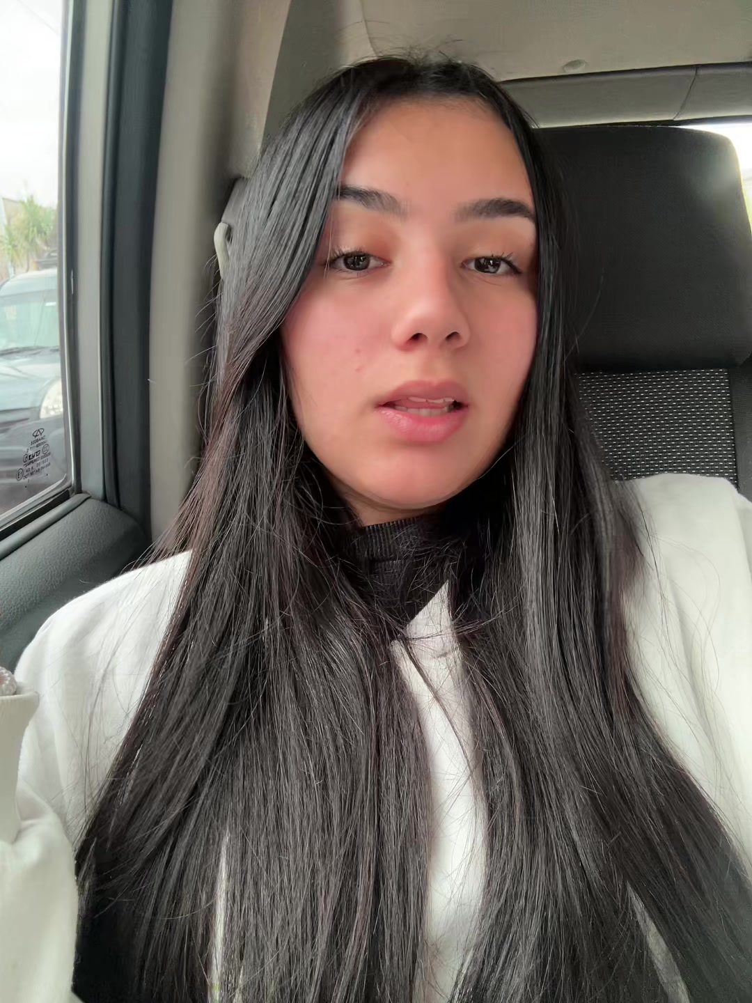 @ℳ𝒾𝒶🧝🏼&zwj;♀️