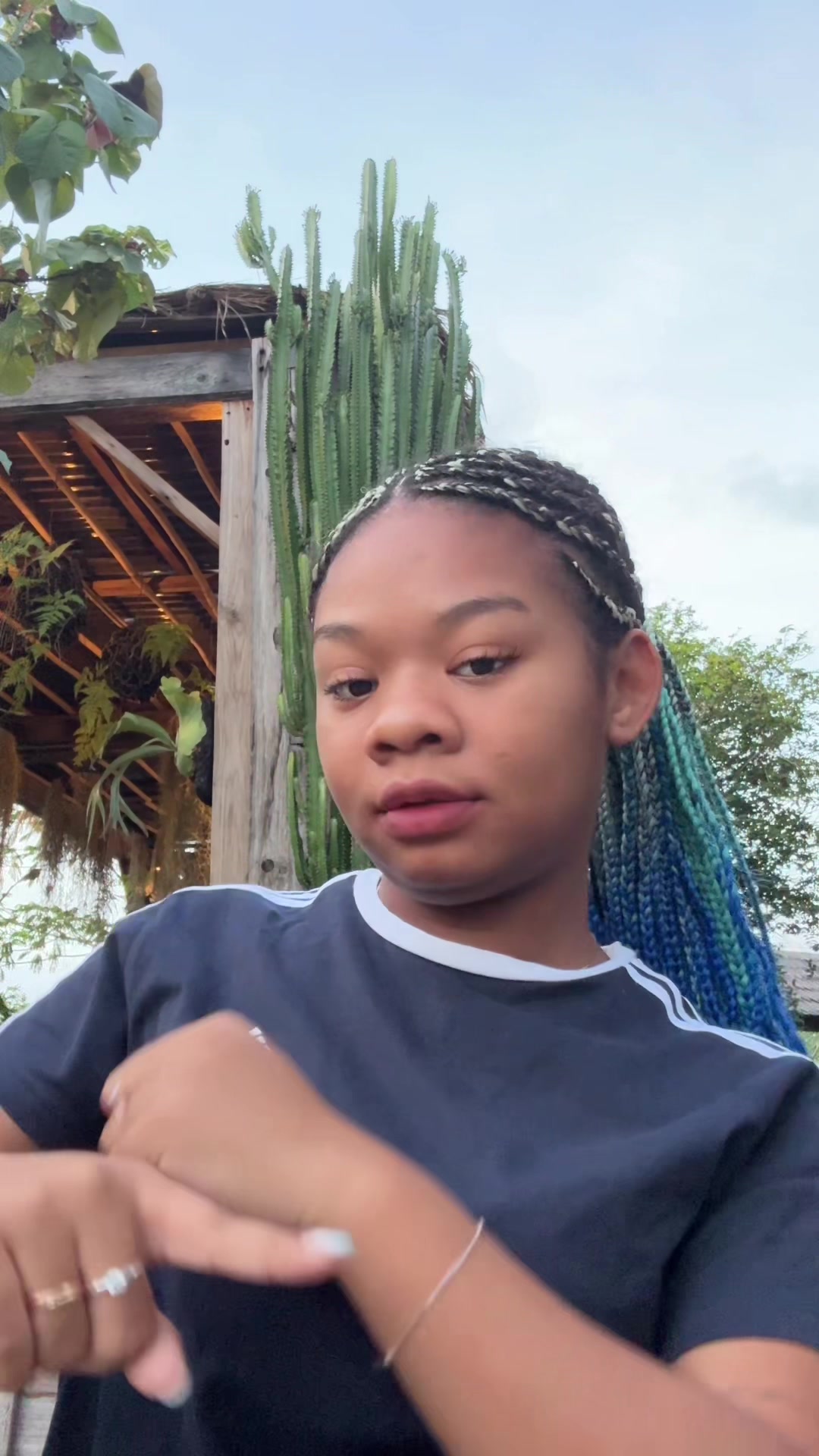 @Desiiafrikaaa_