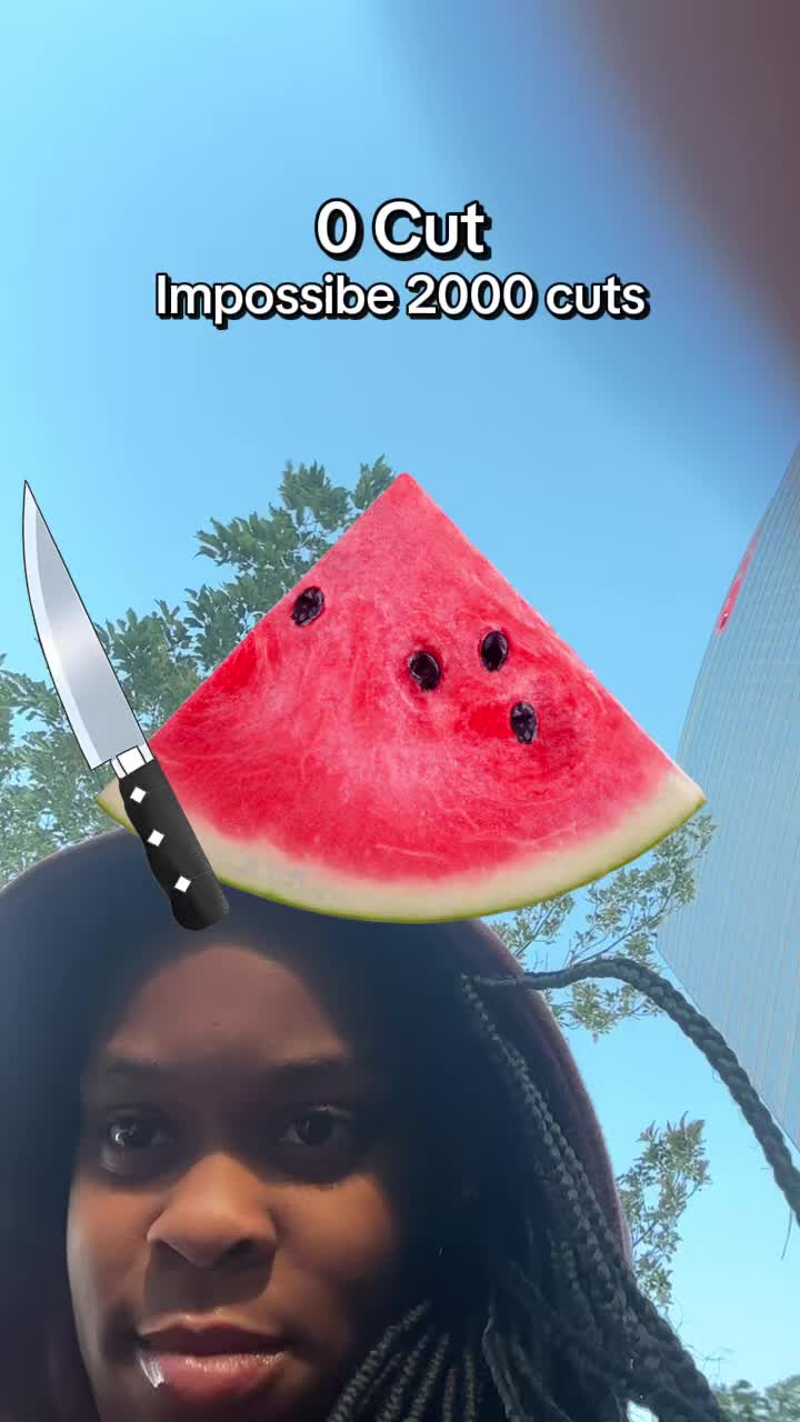 @girlwiththemissingtooth