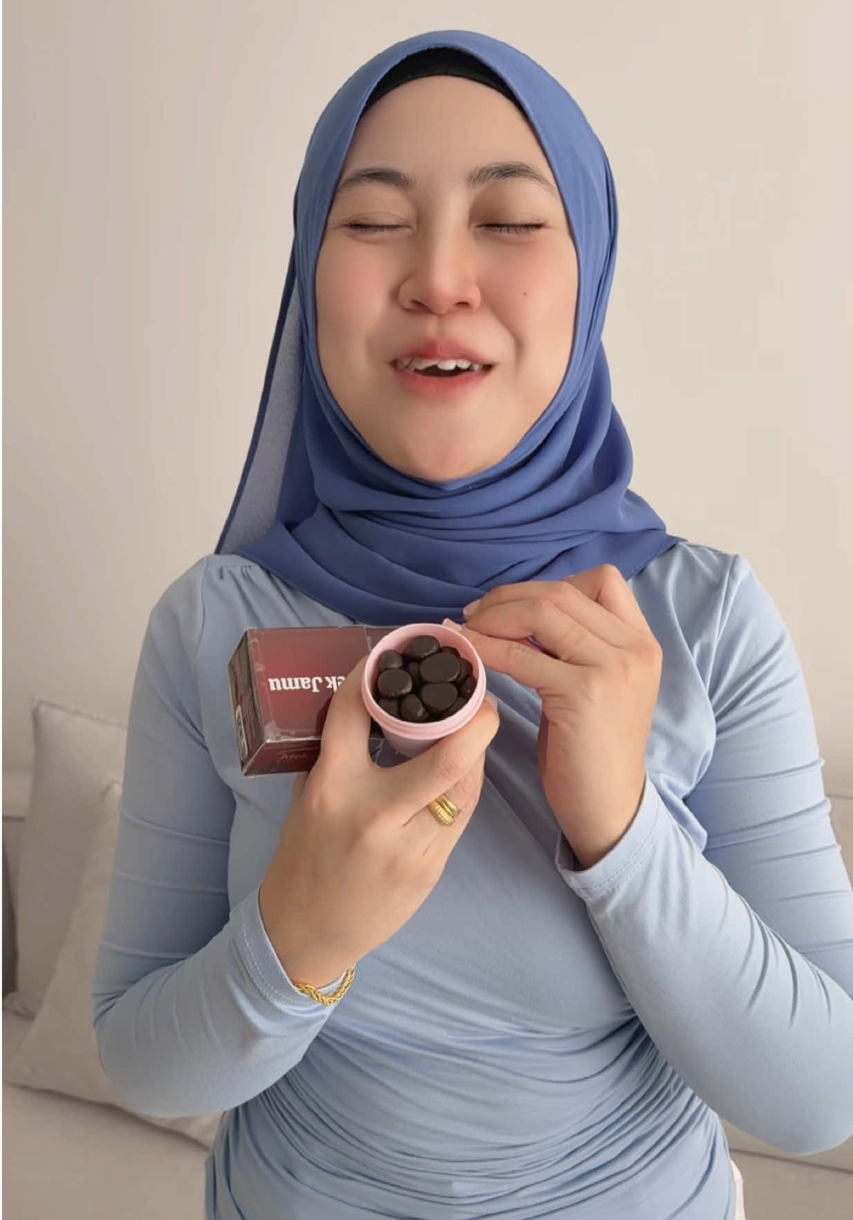 @einaaziq1