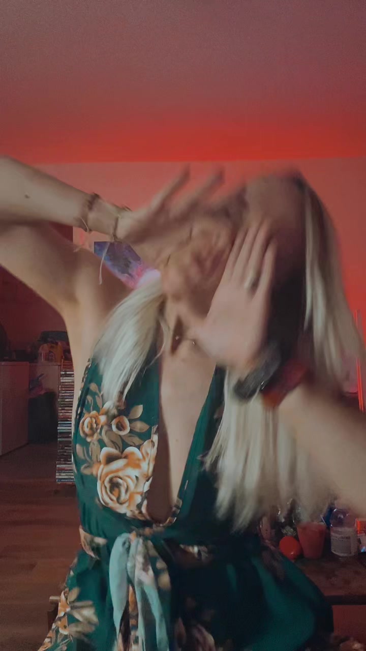 @Angry cupcake🧁💫