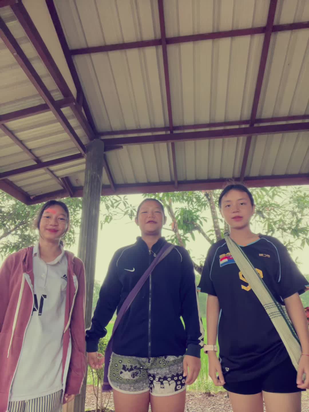 @Kayin Myanmarနန်းဆုလာဘ်❤️