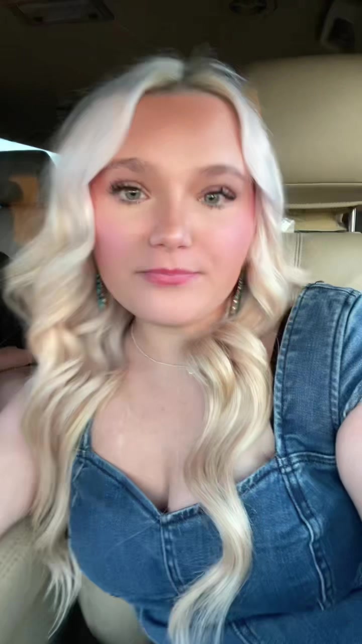 @𝓞𝓵𝓲𝓿𝓲𝓪 𝓳𝓮𝔀𝓮𝓵🪽