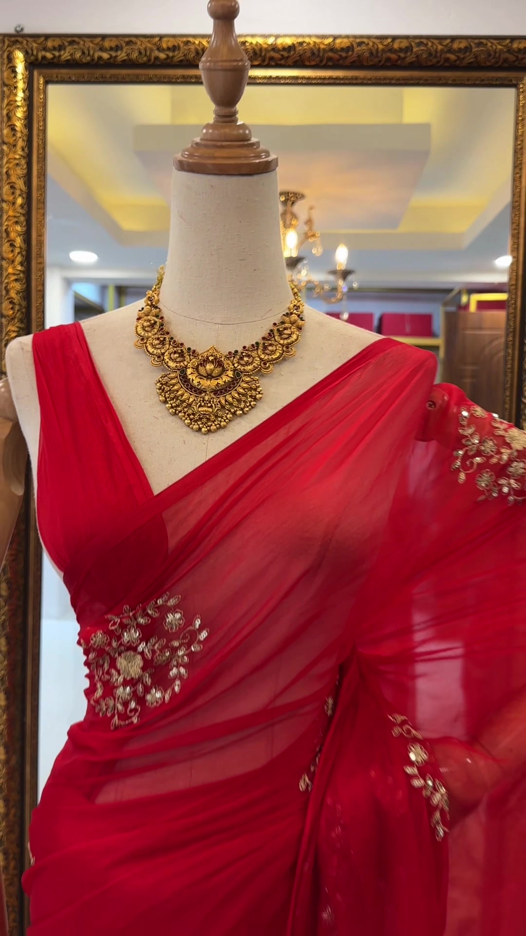 @SaayaFashioncollection3