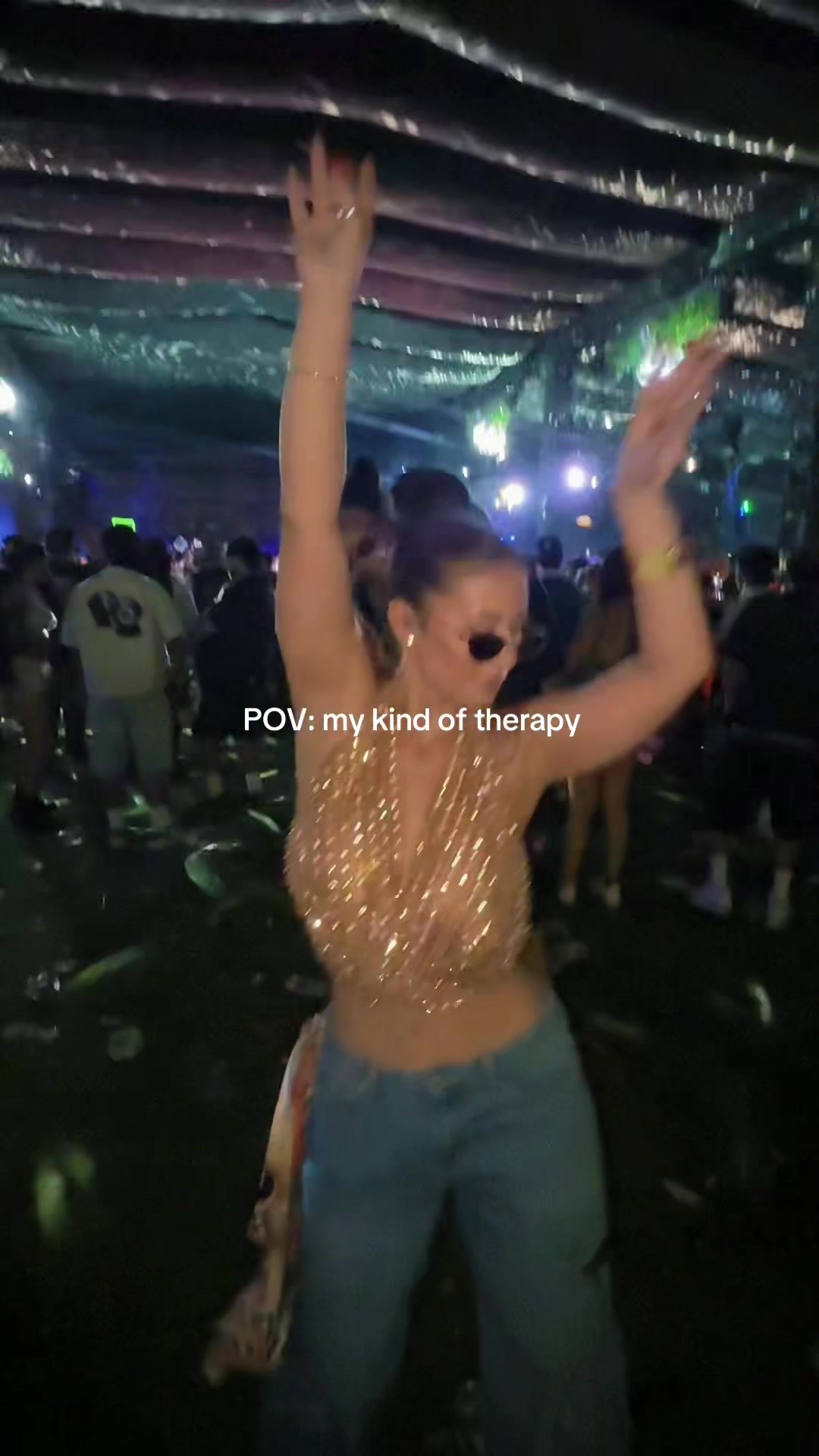 @DiscoQueenV