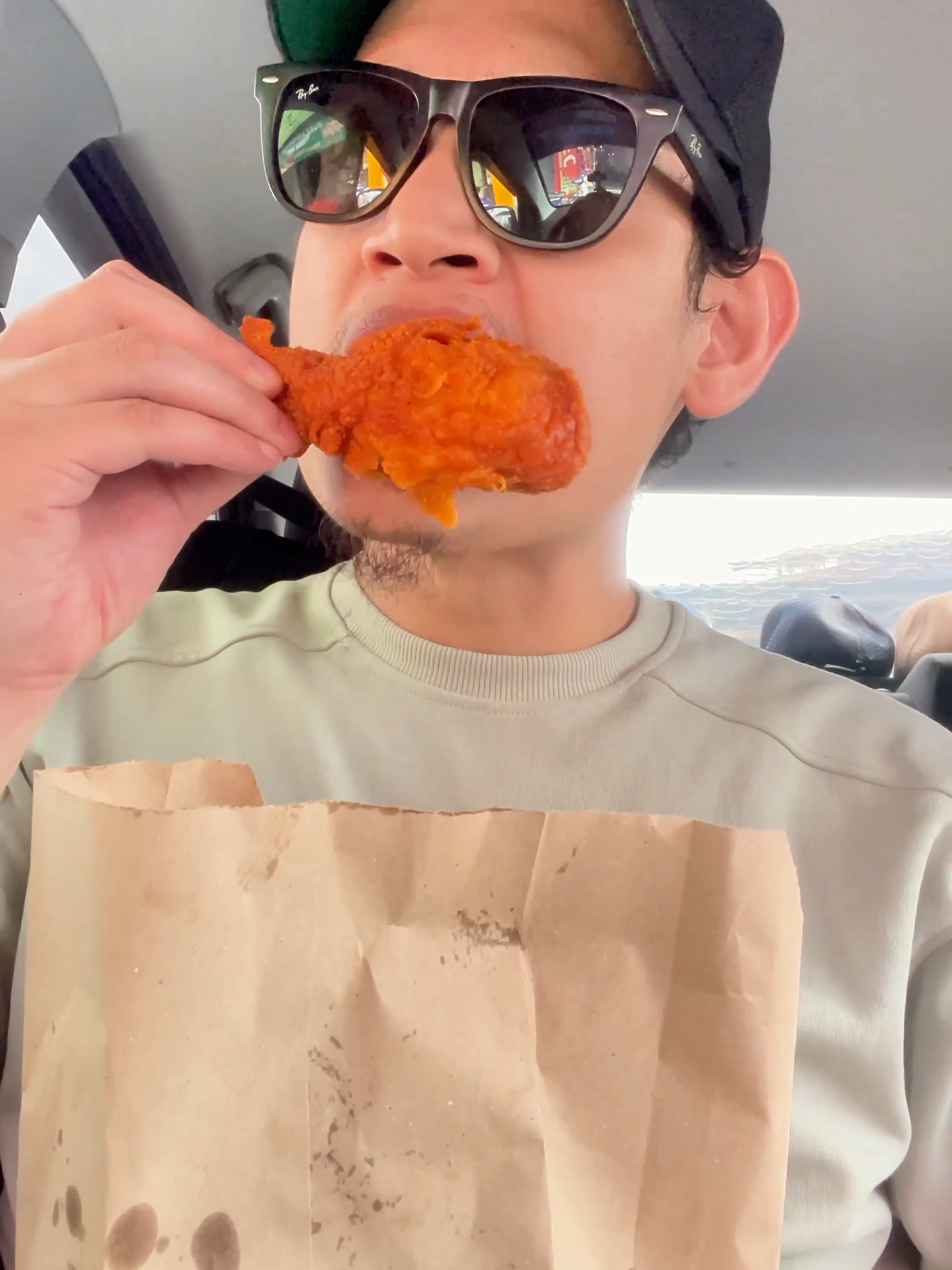 @Puah Mikir Makan Mano?