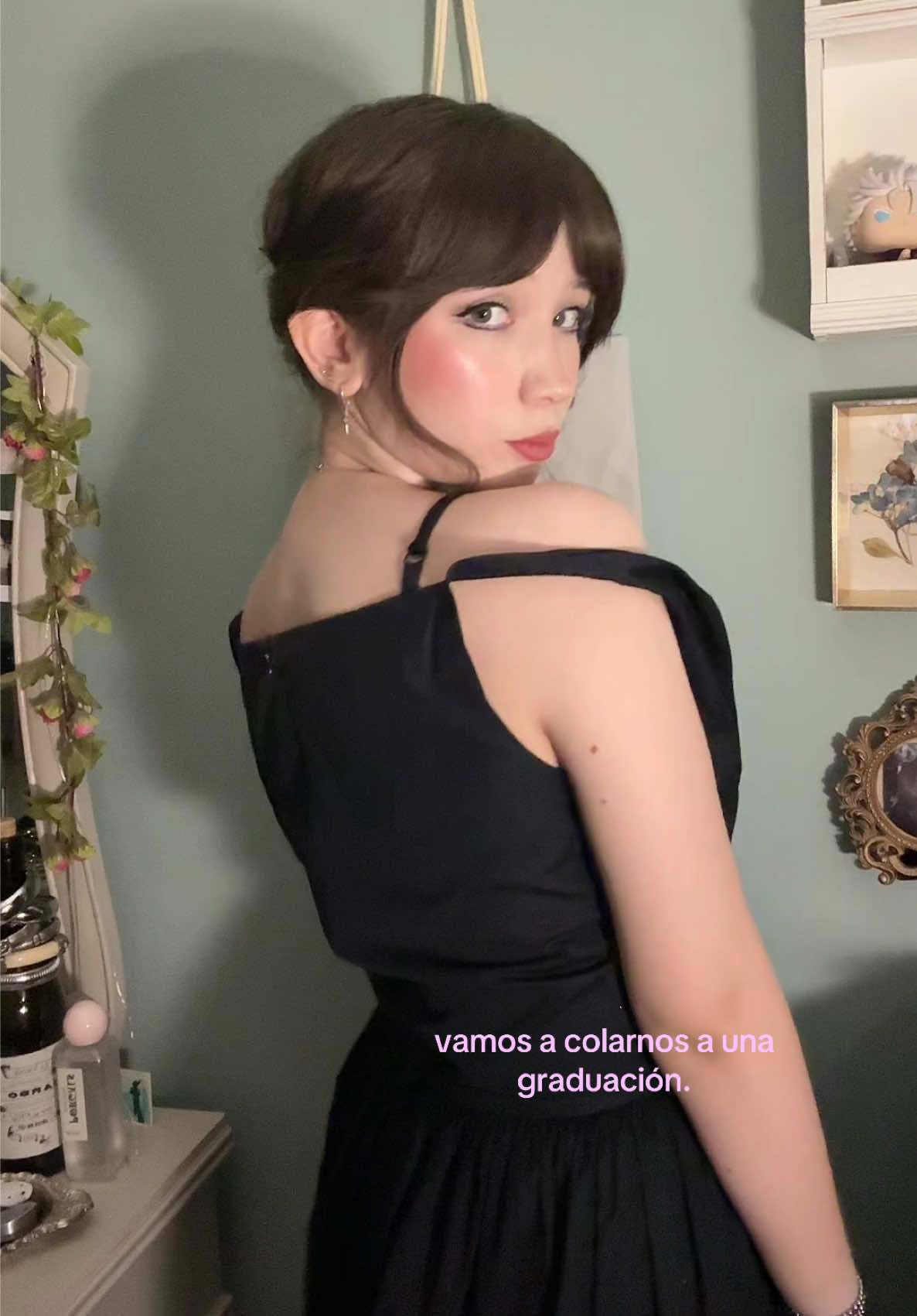 @𝐻𝑜𝑛𝑒𝑦