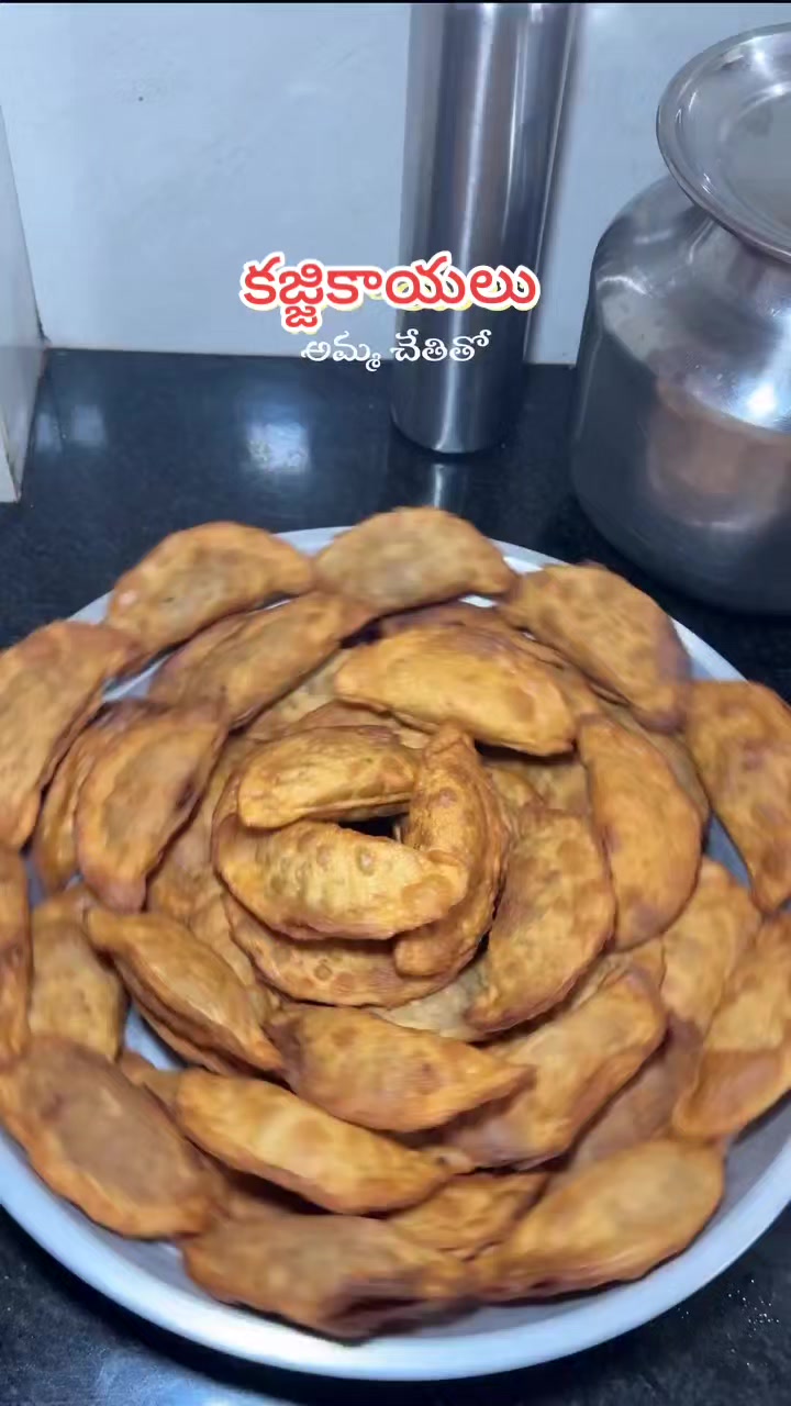 @🆁︎🅰︎🅼︎🆄︎బట్టెలంక కుర్రోడు