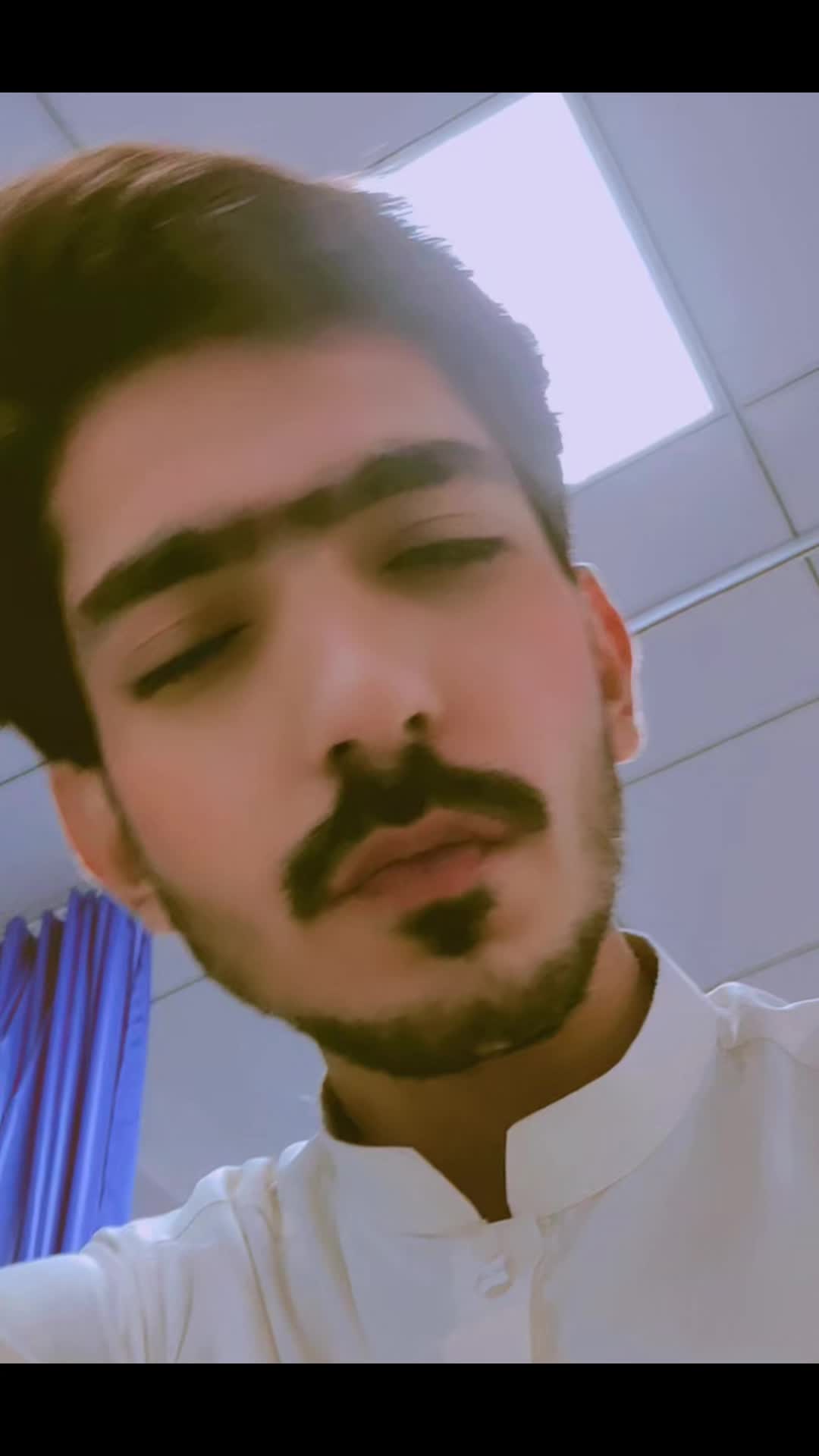 @علی بٹ 🦁